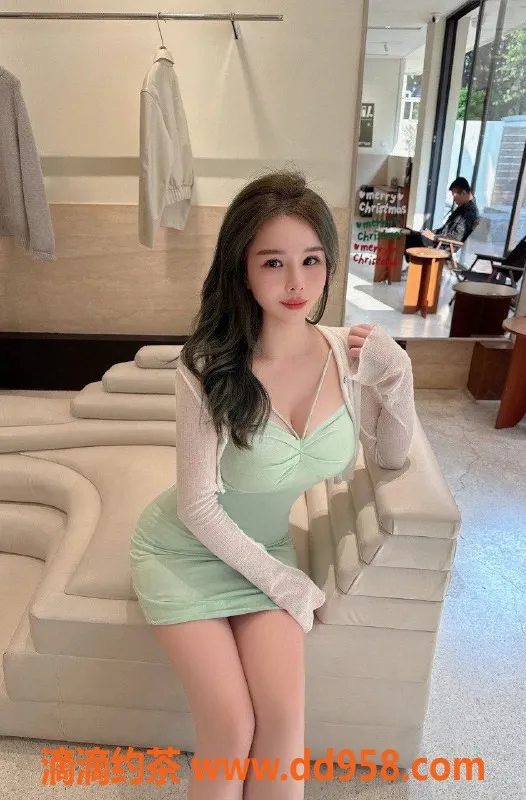 广州楼凤-广州白云嘟嘟，26岁163cm，一对一陪伴