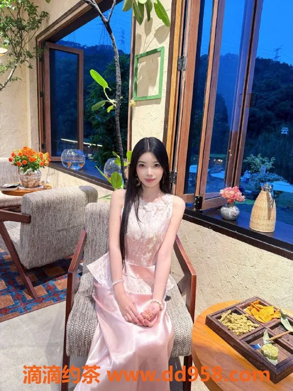 深圳楼凤资源信息,外出柚柚，身高164cm，消费1600元起！