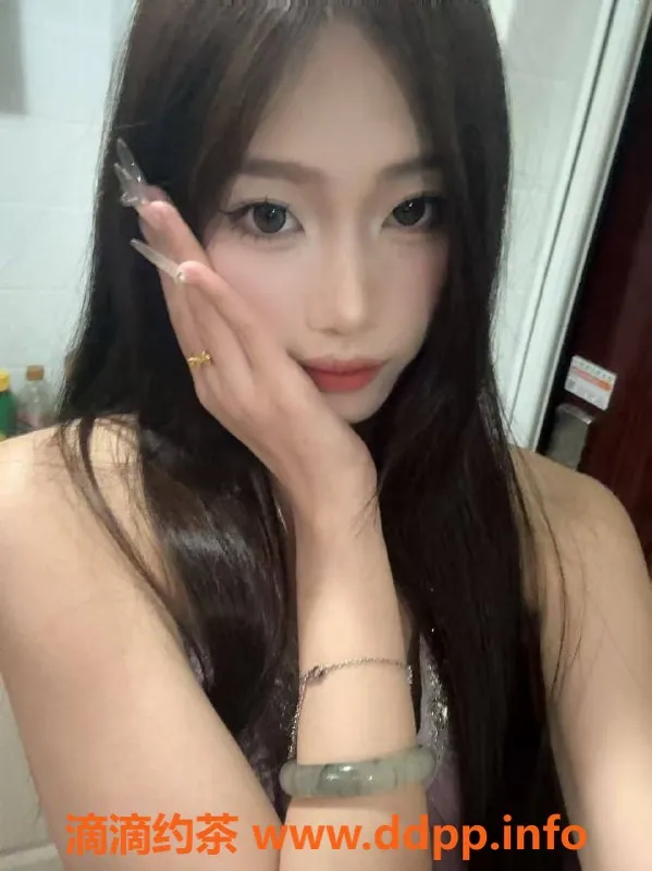 深圳楼凤-福田米轩，水中萧70后服务，1000元起