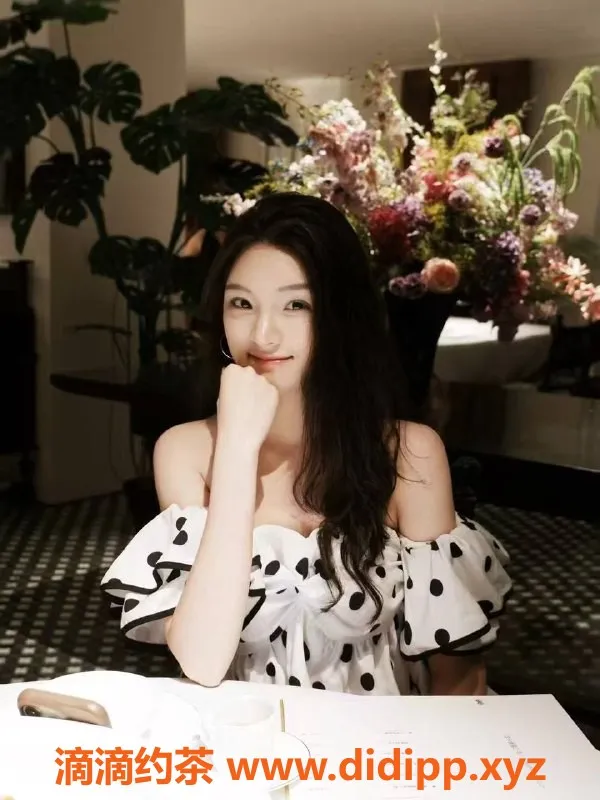 常州楼凤-常州露露 25岁 167cm C杯 96斤 开560元起