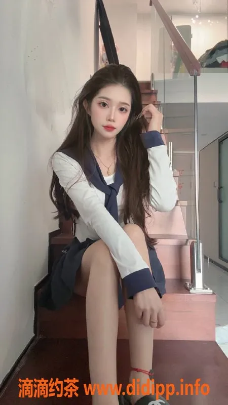 广州楼凤-崽崽—广州荔湾，青春靓丽，1200起