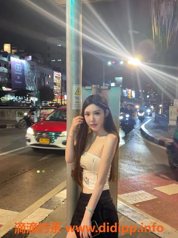 深圳楼凤-南山乔伊伊 998P服务优质体验