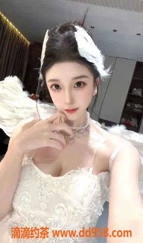 广州楼凤资源信息,天河区甜柒柒，性感制服，私密服务等你来享！