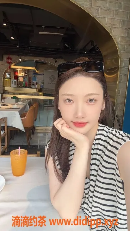 深圳楼凤-南山若伊，1300P体验，舌吻鸳鸯浴猛戳！