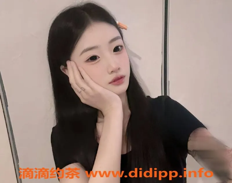 广州楼凤-广州天河嫩妹原原，600元服务等你来体验