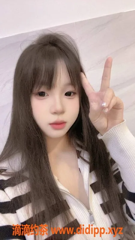 深圳楼凤-南山小辣椒，600元起，舌吻、69服务等你体验！