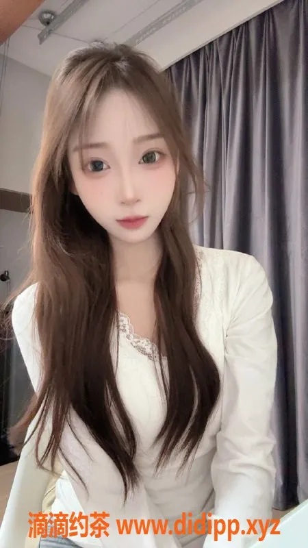 常州外围-武进雪雪 165cm嫩妹 伴浴口交1600/pp