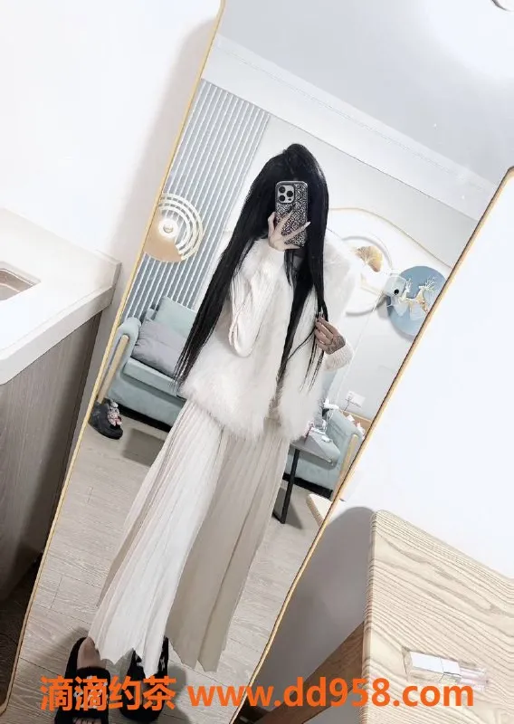 常州楼凤-武进万达精神小妹，160高88重，800起