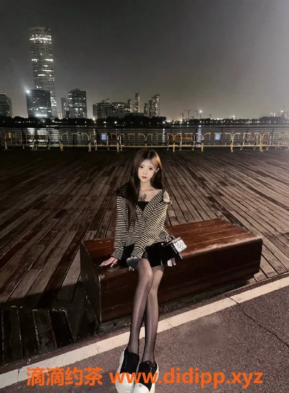 深圳楼凤-宝安嫩妹粥粥，1000元畅享多项服务