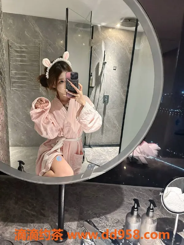 深圳楼凤-宝安嫩妹粥粥，1000元畅享多项服务