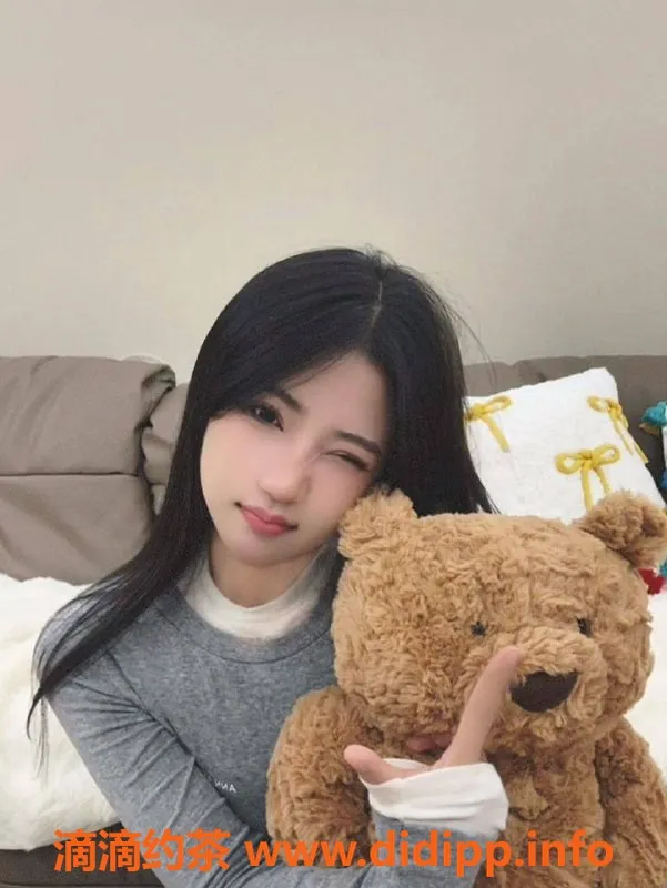 广州楼凤资源信息,广州天河瞳瞳，价格900p，私密服务体验