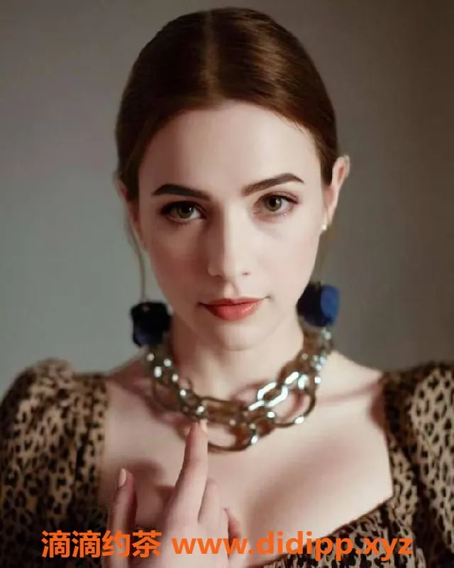 无锡楼凤资源信息,惠山区依莎，176cm高颜值陪浴女