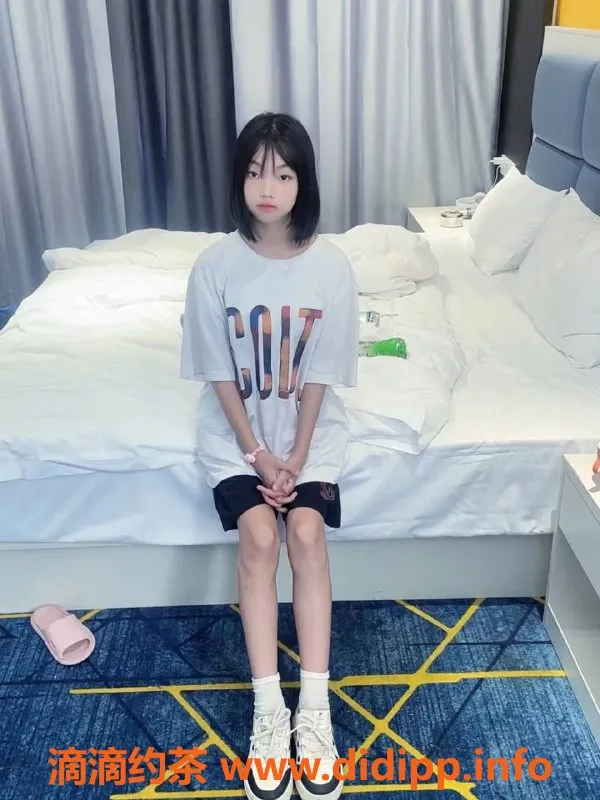 成都楼凤-【花名】 #香瓜
【编号】 #B329
#7p #未成年 #白虎