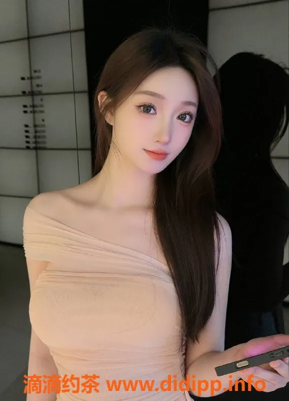 深圳楼凤资源信息,南山御姐马思纯，1800享惊喜服务