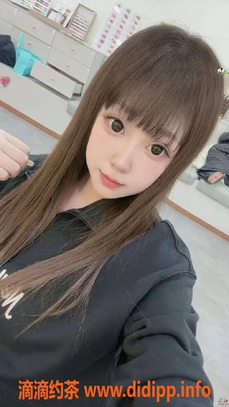 北京楼凤-朝阳大胸妹惠新西街，21岁E罩杯微胖姑娘