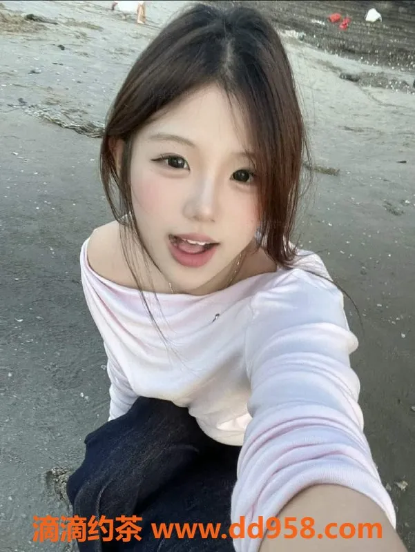 常州楼凤-武进小甜甜，162cm嫩妹等你来享受！