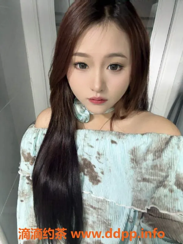 常州楼凤-武进可可，160高、95斤嫩妹，陪浴服务等你来体验！