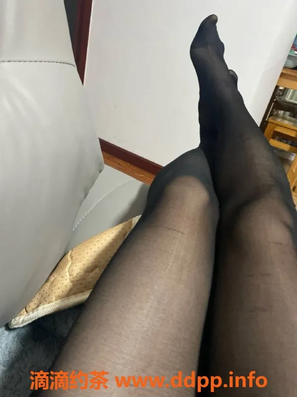 武汉楼凤-武昌芯儿，23岁，身高165，服务超赞