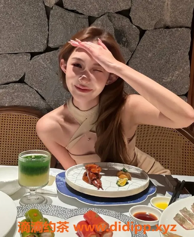 深圳楼凤资源信息,南山嫩妹媛媛，1400起，深喉制服服务