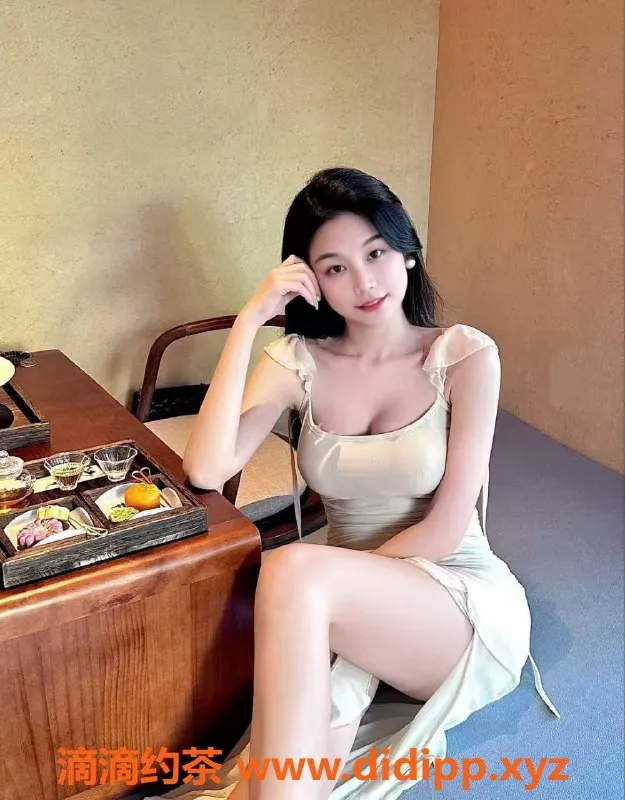 深圳楼凤-宝安御姐沫沫，600P起，制服精彩服务