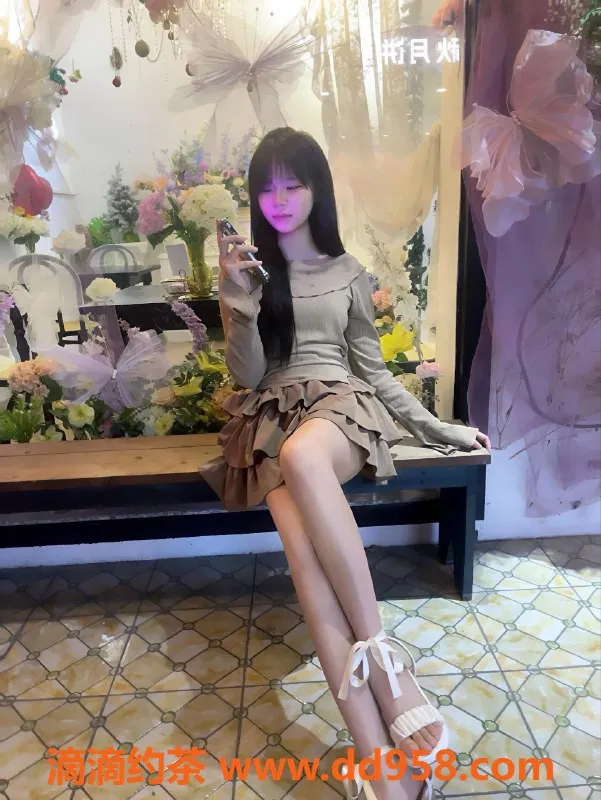 东莞楼凤-常平莓莓，服务流畅，超值体验