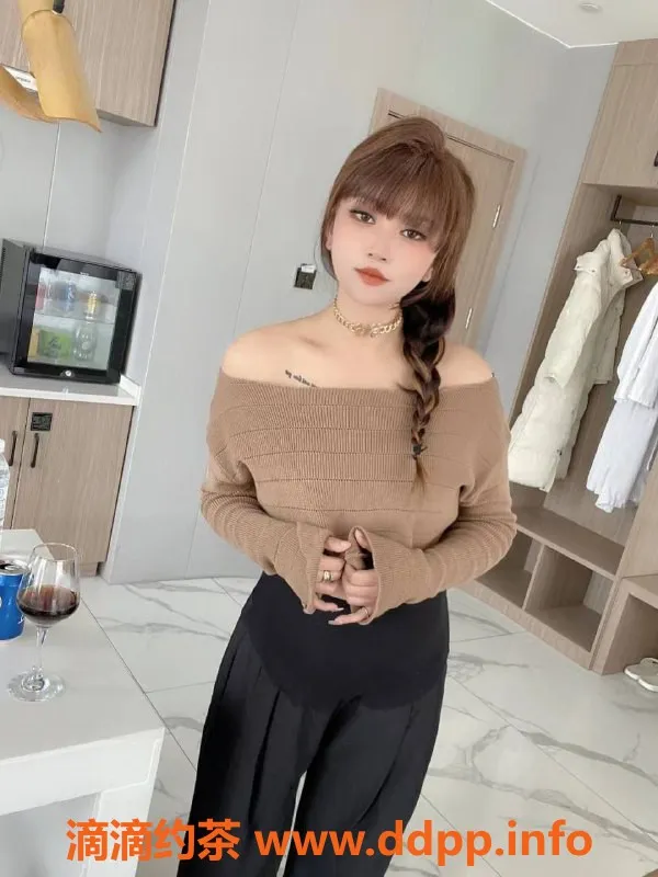 成都上门服务资源信息,天府二街梦儿 25岁167cm 100斤 500元/60分钟