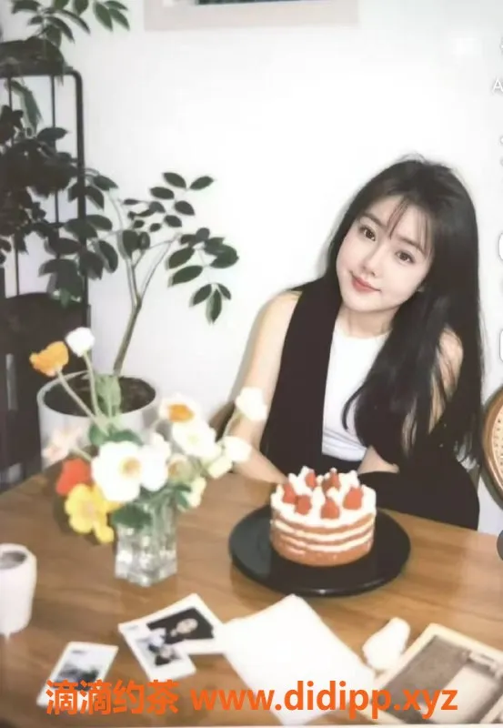 南通楼凤-港闸区九儿，性感身材，预约优惠来袭！