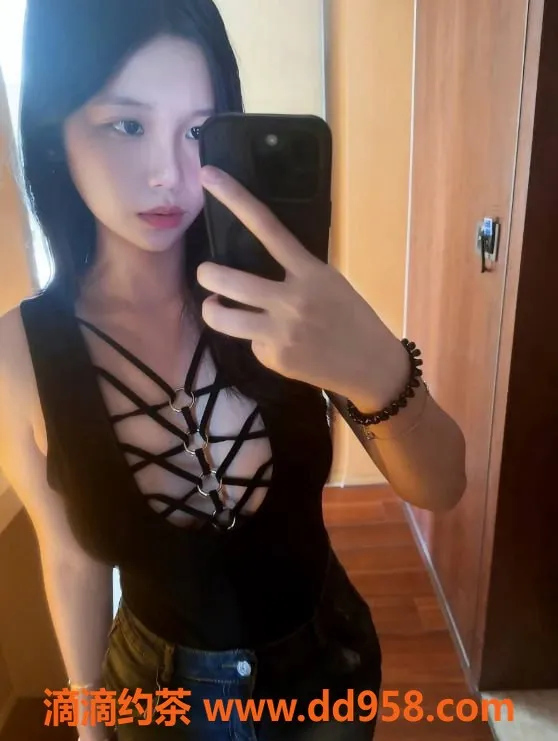 广州楼凤-天河御姐朵朵，7P鸳鸯浴服务体验