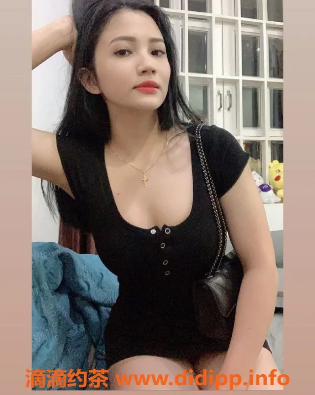 广州楼凤资源信息,天河叶子御姐，7P大胸夜课等你体验