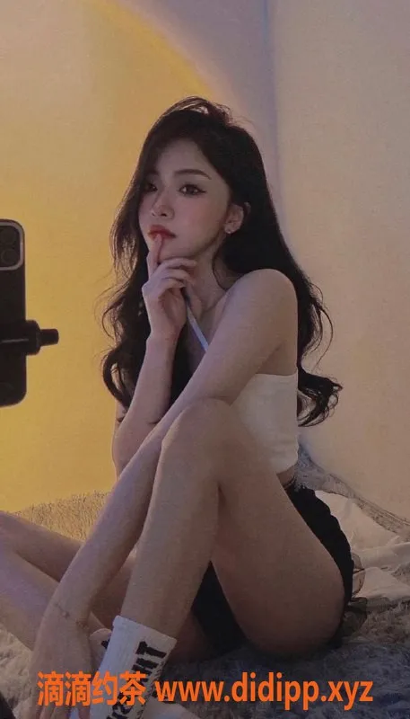 广州楼凤-天河丽丽，御姐大胸7P鸳鸯浴等你体验！