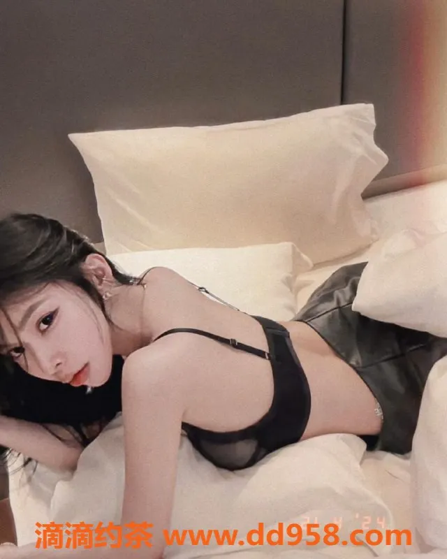 广州楼凤-天河丽丽，御姐大胸7P鸳鸯浴等你体验！