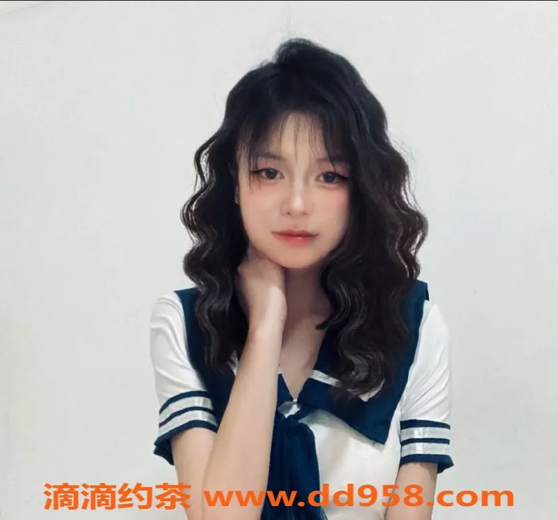 成都楼凤-成华区佳雨 165cm 90斤 B杯 女友感服务强推