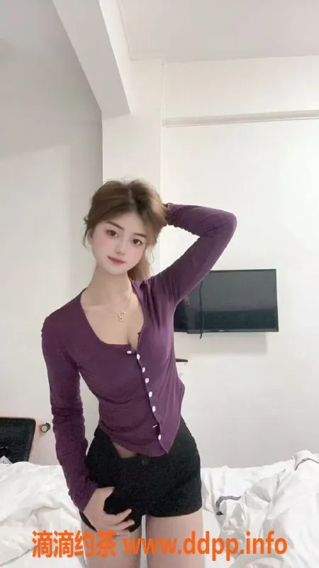 成都楼凤-成华区莜莜，18岁，身高168，巨乳大奶，刺激体验