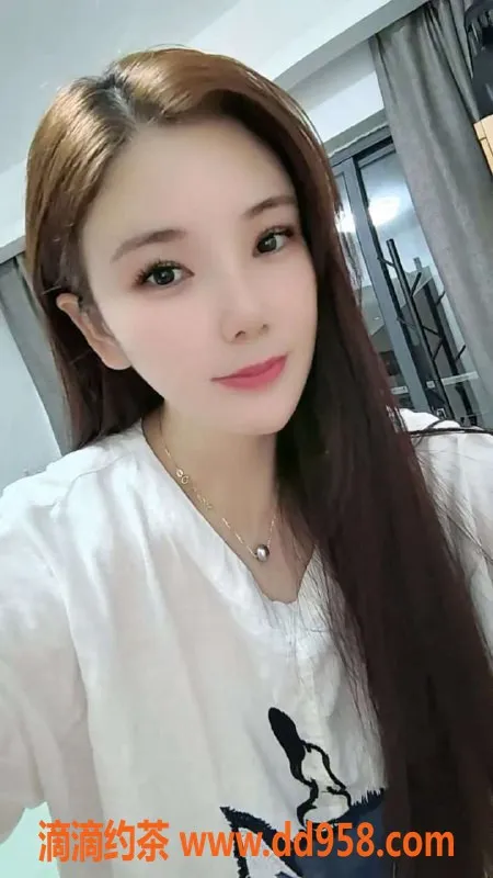 广州楼凤-天河青青，少妇大胸，4P课程等你体验