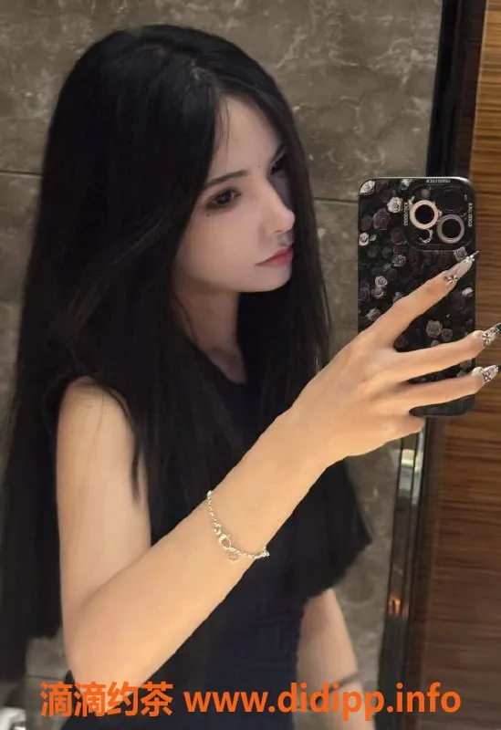 广州楼凤-天河御姐Neko，舌吻鸳鸯浴10P体验