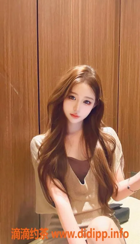 广州楼凤-天河金金，9P大胸御姐等你体验