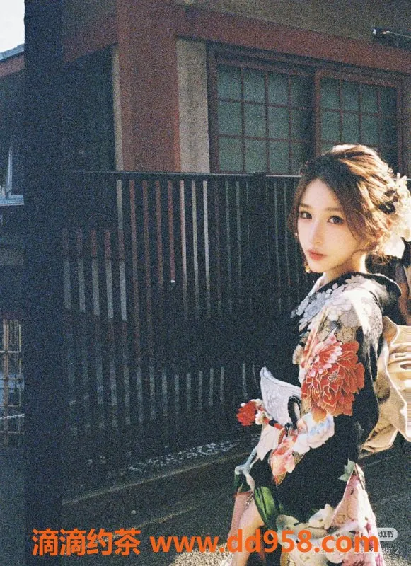 广州楼凤-天河金金，9P大胸御姐等你体验