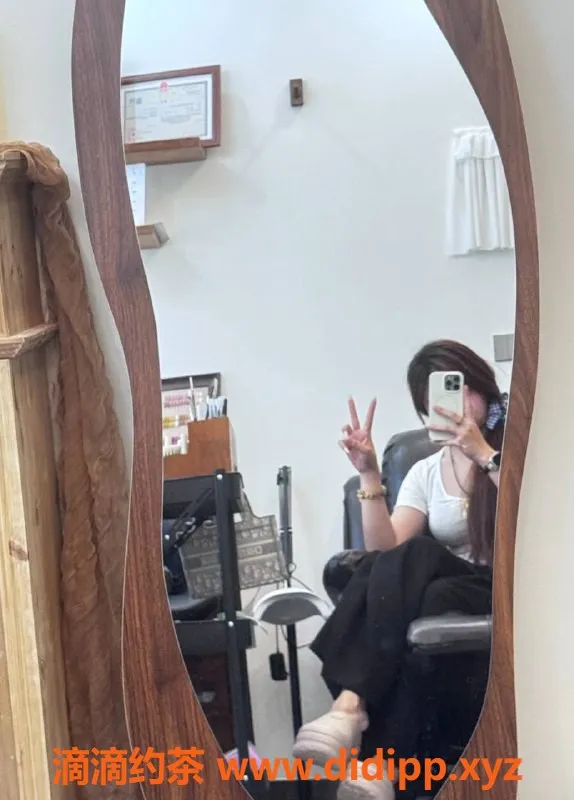 深圳楼凤-深圳南山啵啵，御姐制服，1400p起