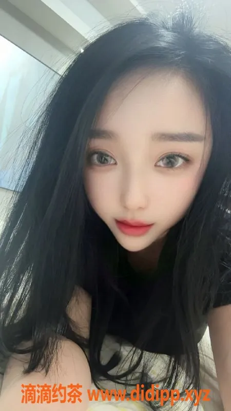 深圳楼凤-龙岗琳琳，162cm，49kg，26岁极品尤物