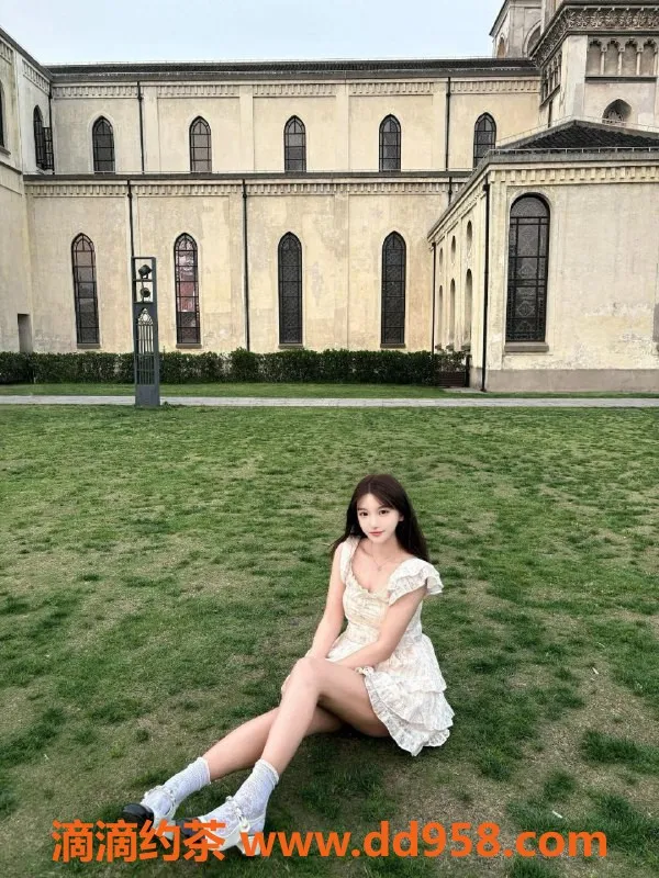 深圳楼凤-深圳应届生欣妍 170cm 49kg 仅需500茶水费