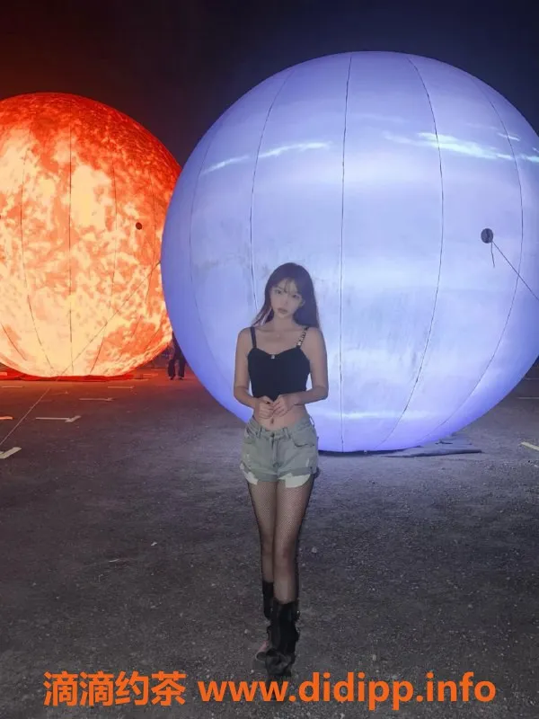 深圳楼凤-深圳应届生欣妍 170cm 49kg 仅需500茶水费