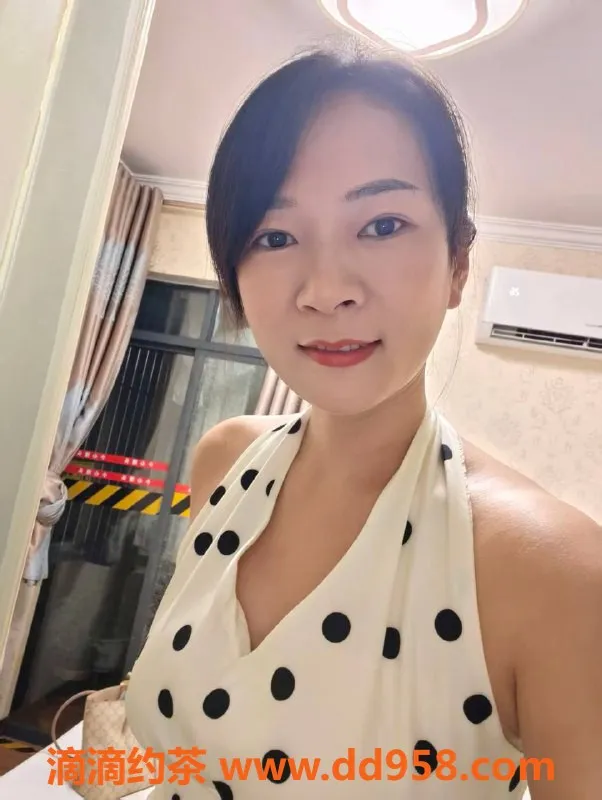 广州楼凤-天河区少妇欣欣，162cm C杯 500p起服务