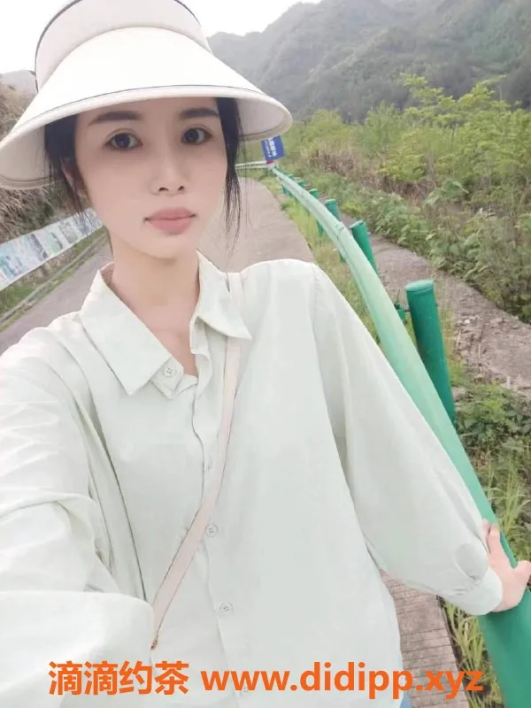 北京楼凤-望京婷婷嫩妹内衣批发，8Z起价！