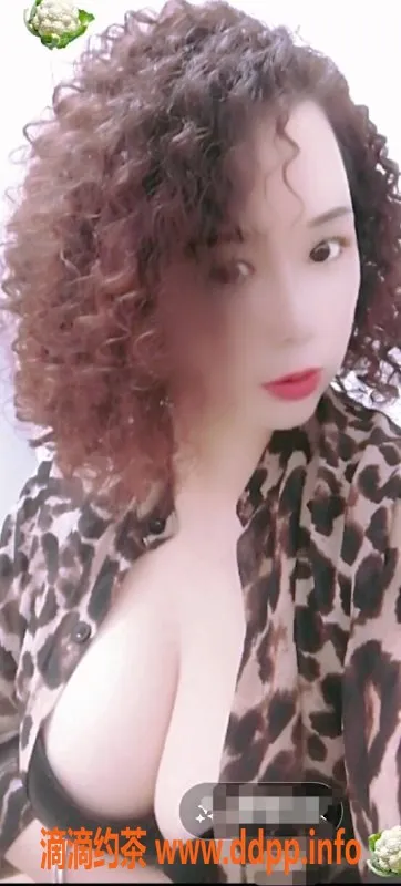 广州楼凤-海珠区27岁波波，161cm、55kg火辣少妇等你来约！