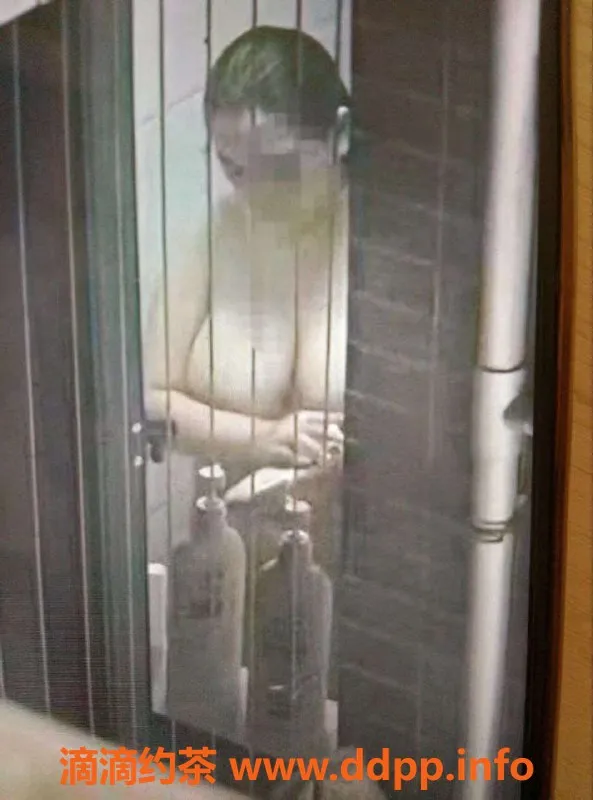 广州楼凤-海珠区27岁波波，161cm、55kg火辣少妇等你来约！