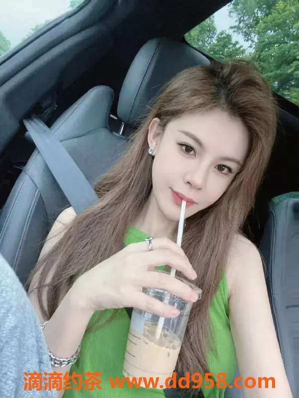 深圳楼凤-南山御姐雯雯，800元畅享普拉提与舌吻