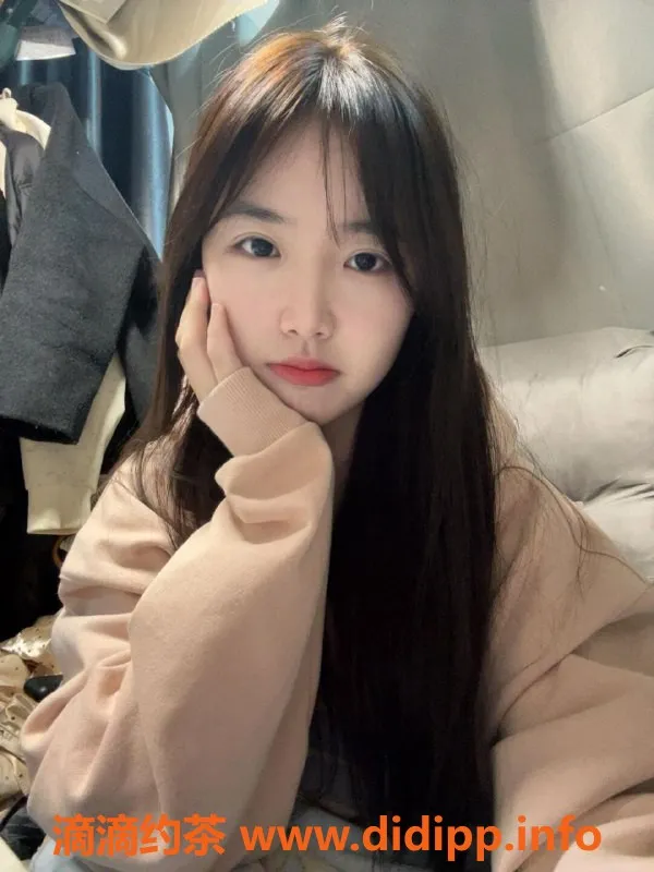 无锡楼凤-锡山铂金岛极品少女学妹，清纯服务体验