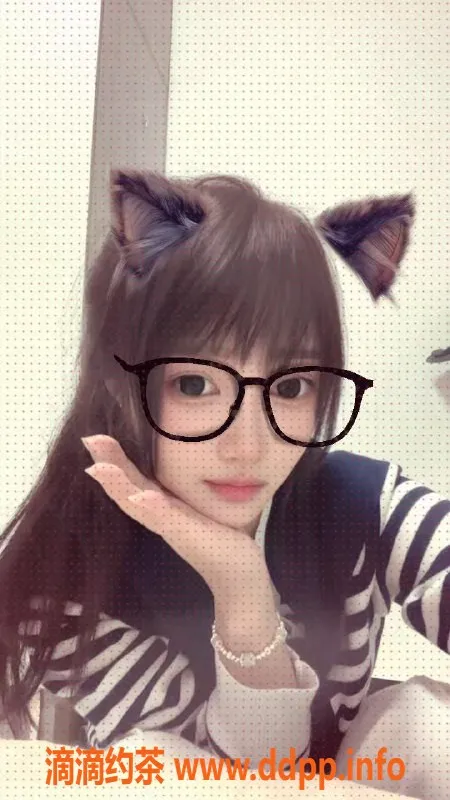 广州楼凤-黄埔兮兮，800元体验大胸魅力