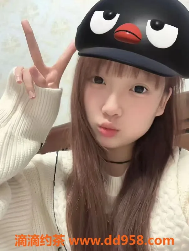 无锡楼凤-滨湖超嫩卫校学妹，170大长腿等你来撩