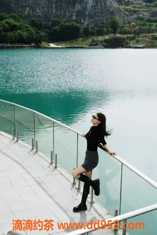 无锡楼凤资源信息,锡山区江景，168cm高颜值妹子，陪浴服务1200p